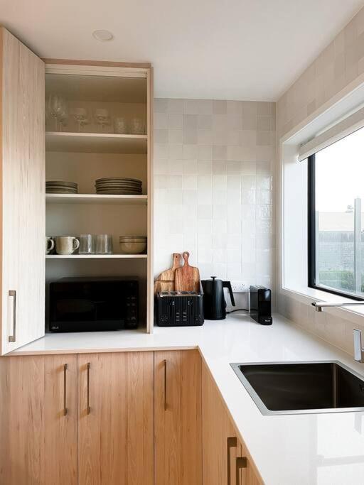 Chic City Centre Townhouse Christchurch Esterno foto